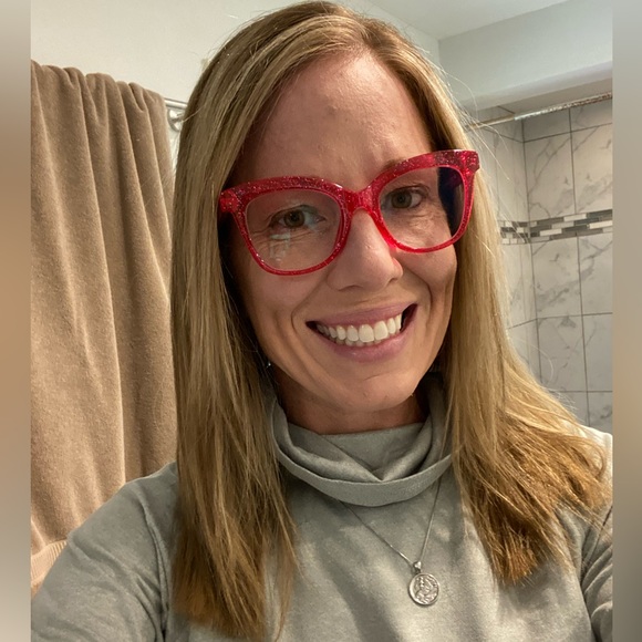 Becky, No Returns effective 10/14/22. Items are priced according to wear. - Picture 1 of 1